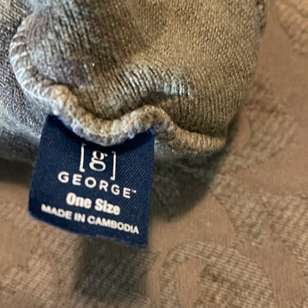 Used cap one size by George - Picture 3 of 7